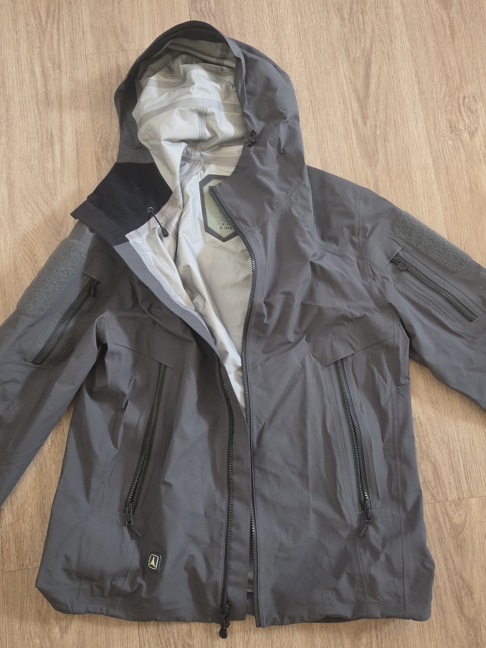Triple Aught Design Men's Predator Rain Jacket - Gray